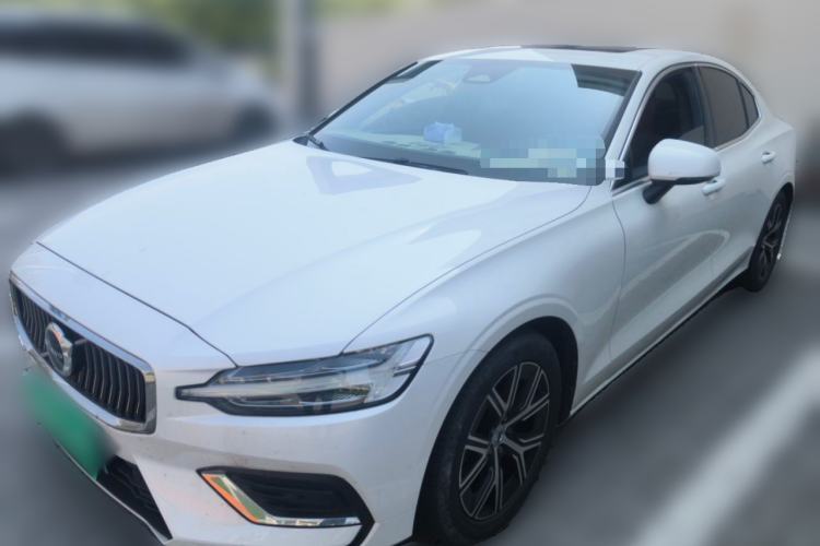 Volvo S60 2023 B4 Zhiyi Luxury Edition usado Guazi used car, China used car export, Used car for sale, Used cars, Cheapest cars for sale