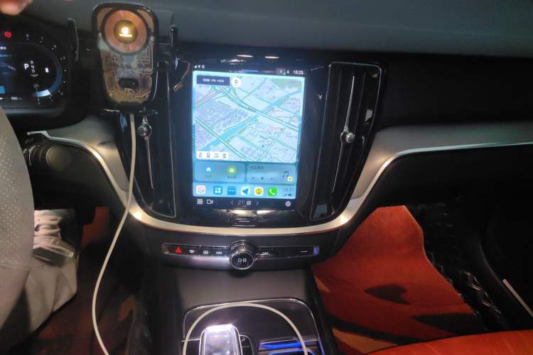 Used Volvo S60 2023 B4 Zhiyi Luxury Edition Audio And AC Panel