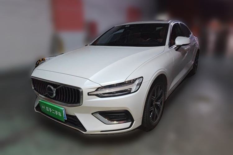 Used Volvo S60 2023 B4 Zhiyi Luxury Edition Guazi used car, China used car export, Used car for sale, Used  cars, Cheapest cars for sale
