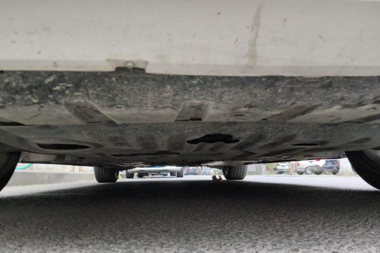 Used Volvo S60 2023 B4 Zhiyi Luxury Edition Chassis Front