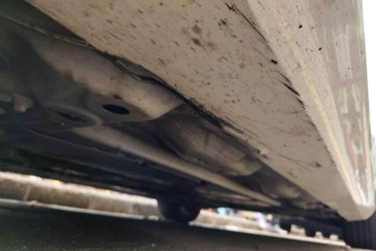 Used Volvo S60 2023 B4 Zhiyi Luxury Edition Chassis Front Left