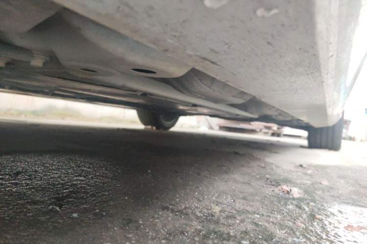 Used Volvo S60 2023 B4 Zhiyuan Luxury Edition Chassis Front Left