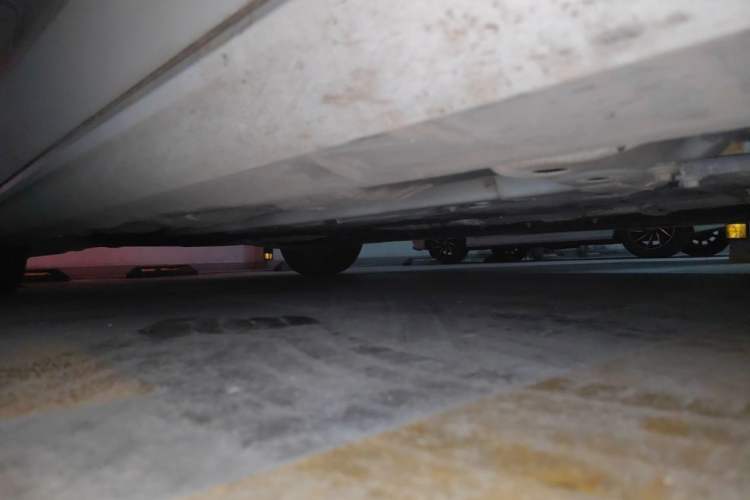 Used Volvo S60 2023 B4 Zhiyi Luxury Edition Chassis Front Right