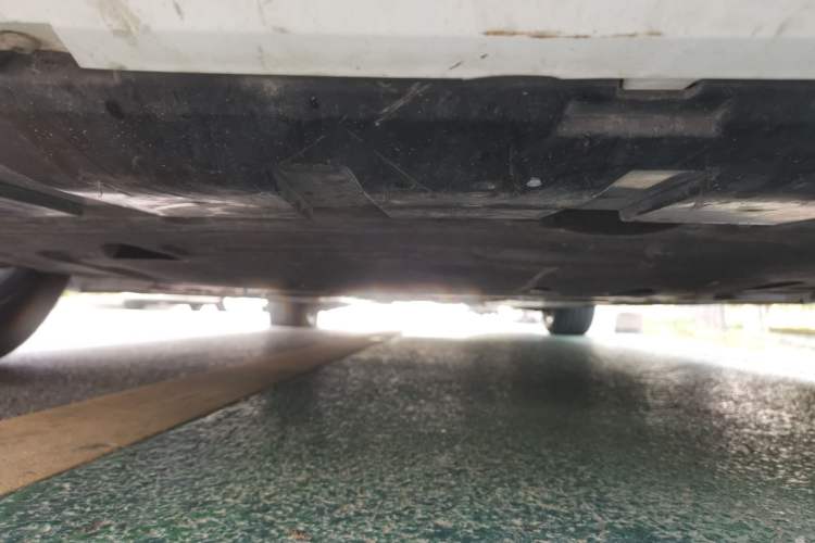 Used Volvo S60 2023 B4 Zhiyi Luxury Edition Chassis Front