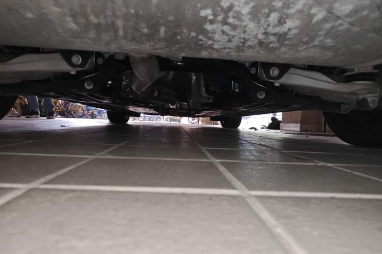 Used Volvo S60 2023 B4 Zhiyi Luxury Edition Chassis Rear