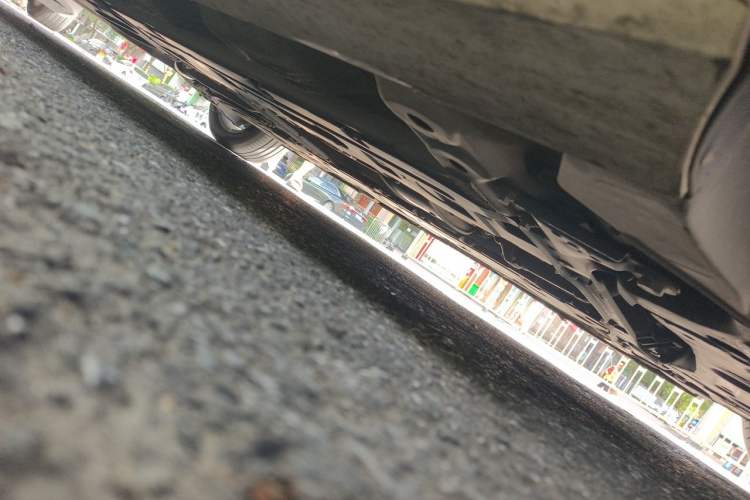 Used Volvo S60 2023 B4 Zhiyi Luxury Edition Chassis Rear Left