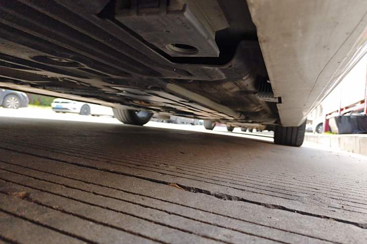 Used Volvo S60 2023 B4 Zhiyuan Luxury Edition Chassis Rear Right