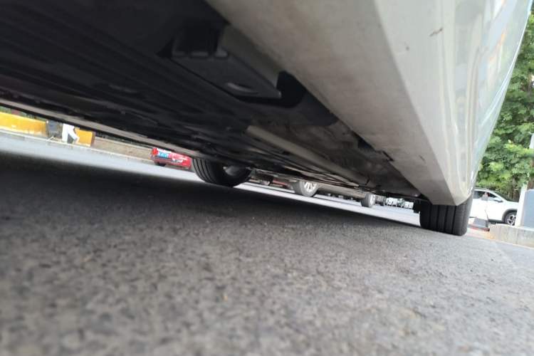 Used Volvo S60 2023 B4 Zhiyuan Sport Edition Chassis Rear Right