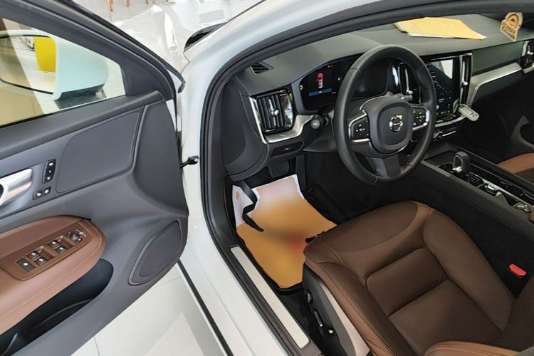 Used Volvo S60 2023 B4 Zhiyi Luxury Edition Driver Seat