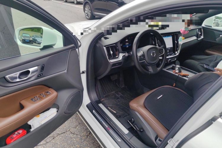 Used Volvo S60 2023 B4 Zhiyi Luxury Edition Driver Seat