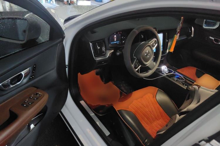 Used Volvo S60 2023 B4 Zhiyi Luxury Edition Driver Seat