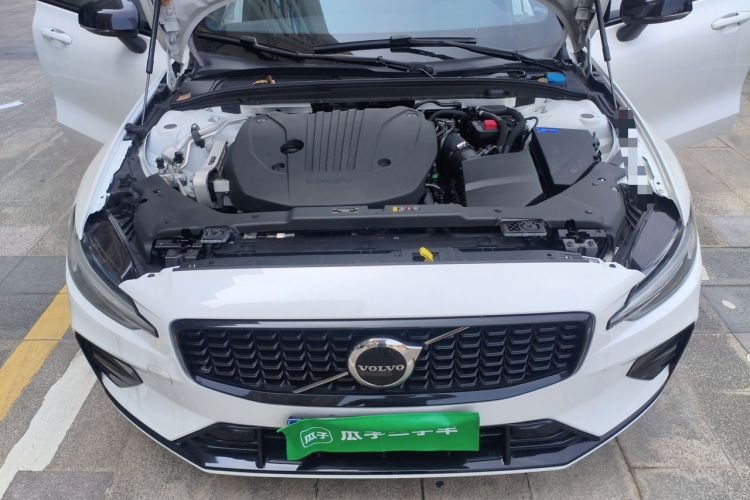 Used Volvo S60 2023 B4 Zhiyuan Sport Edition Engine Bay