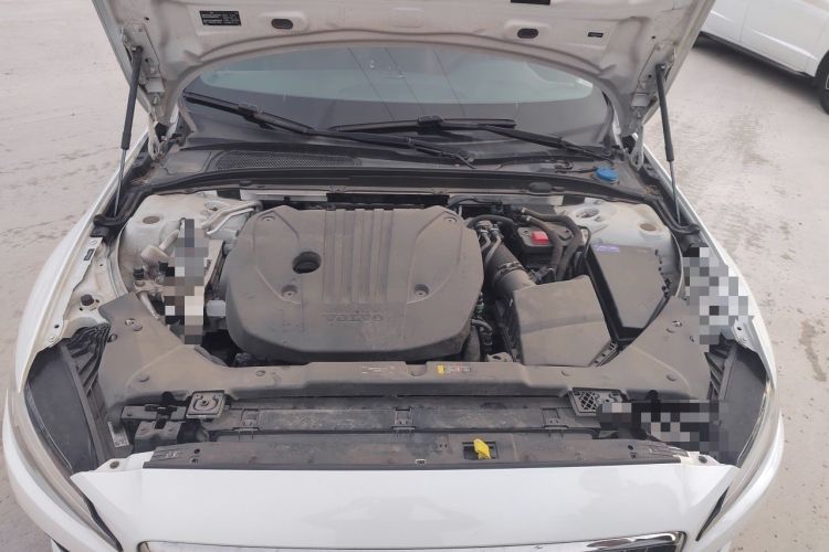 Used Volvo S60 2023 B4 Zhiyi Luxury Edition Engine Bay