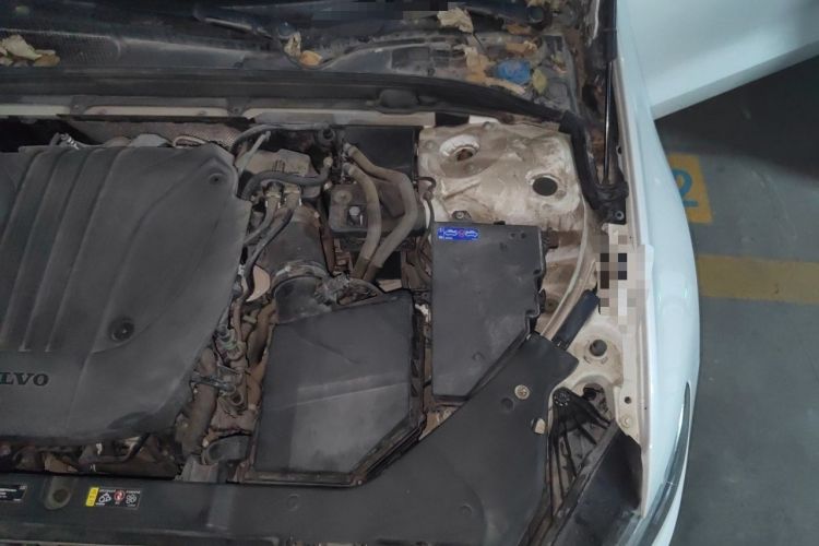 Used Volvo S60 2023 B4 Zhiyi Luxury Edition Engine Bay Left