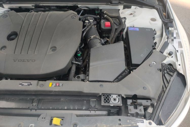 Used Volvo S60 2023 B4 Zhiyi Luxury Edition Engine Bay Left