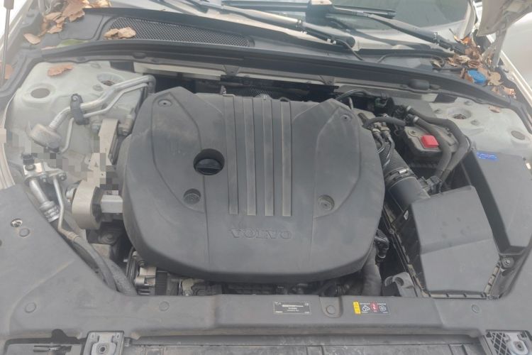 Used Volvo S60 2023 B4 Zhiyuan Luxury Edition Engine Bay