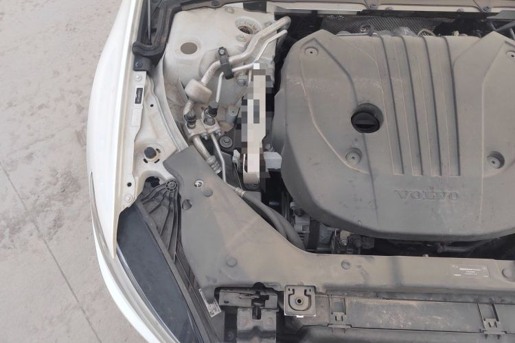 Used Volvo S60 2023 B4 Zhiyi Luxury Edition Engine Bay Right