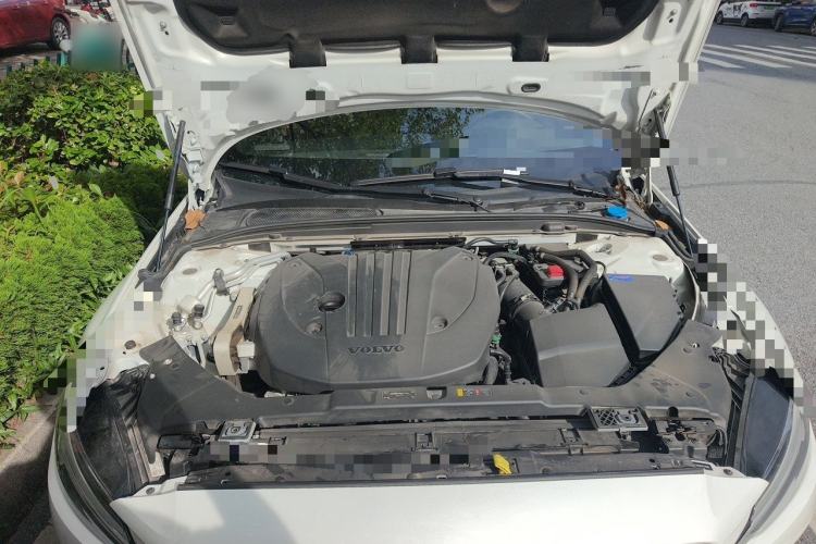 Used Volvo S60 2023 B4 Zhiyi Luxury Edition Engine Bay