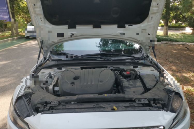 Used Volvo S60 2023 B4 Zhiyi Luxury Edition Engine Bay
