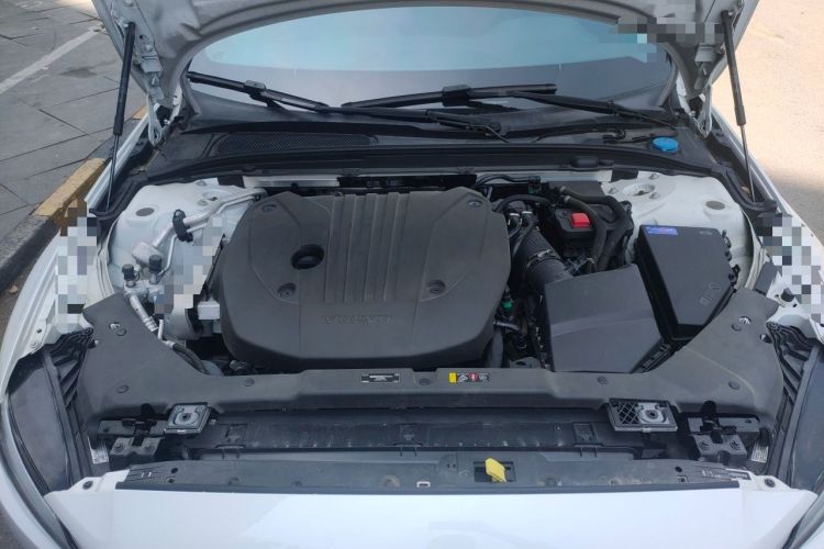 Used Volvo S60 2023 B4 Zhiyi Luxury Edition Engine Bay