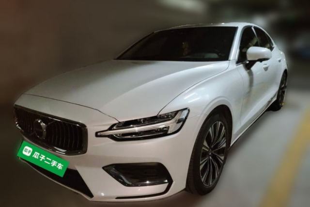 Used Volvo S60 2023 B4 Zhiyuan Luxury Edition