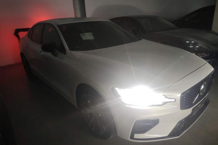 Used Volvo S60 2023 B4 Zhiyuan Sport Edition Exterior 2