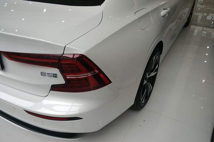 Used Volvo S60 2023 B5 Zhiya Sport Edition Exterior 3