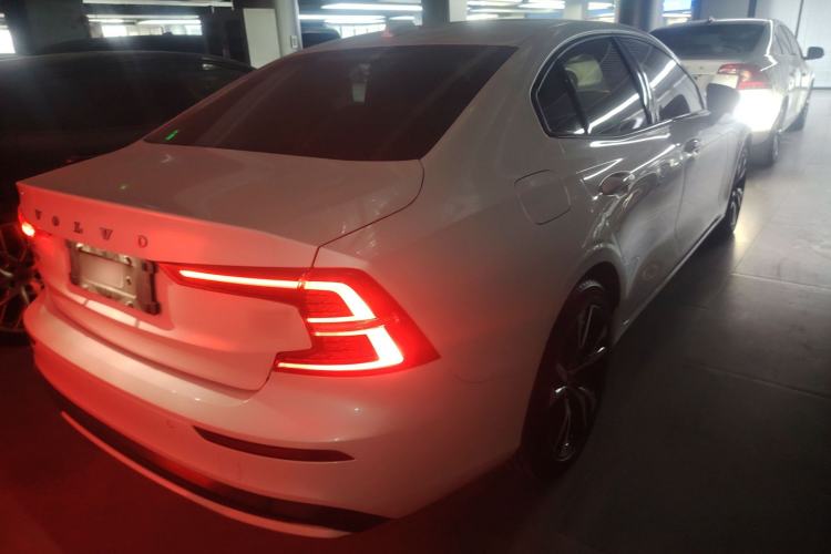 Used Volvo S60 2023 B4 Zhiyuan Sport Edition Exterior 5