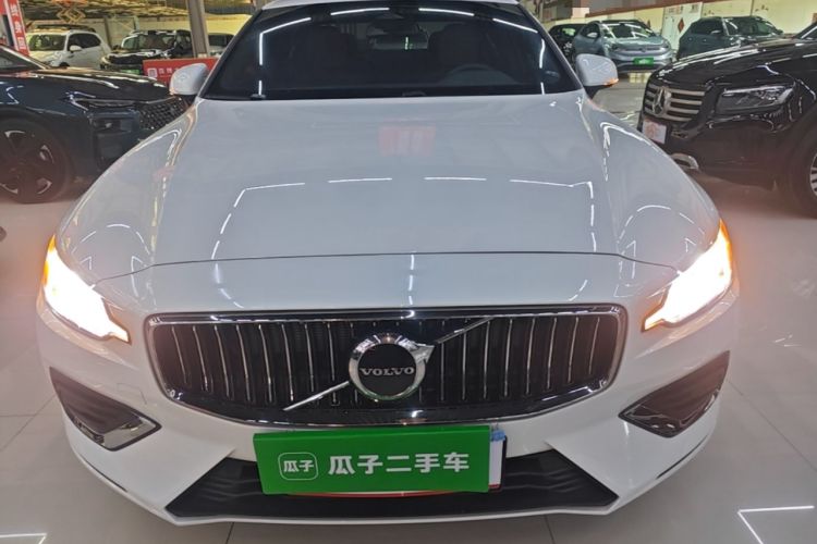 Used Volvo S60 2023 B4 Zhiyi Luxury Edition Front