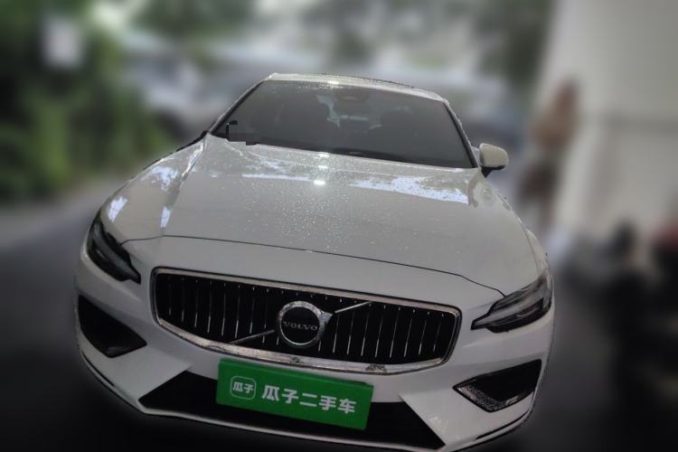 Used Volvo S60 2023 B4 Zhiyi Luxury Edition Front