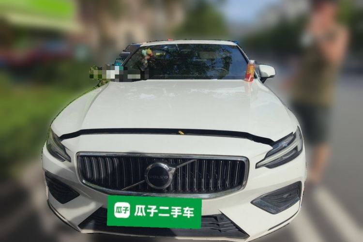 Used Volvo S60 2023 B4 Zhiyi Luxury Edition Front
