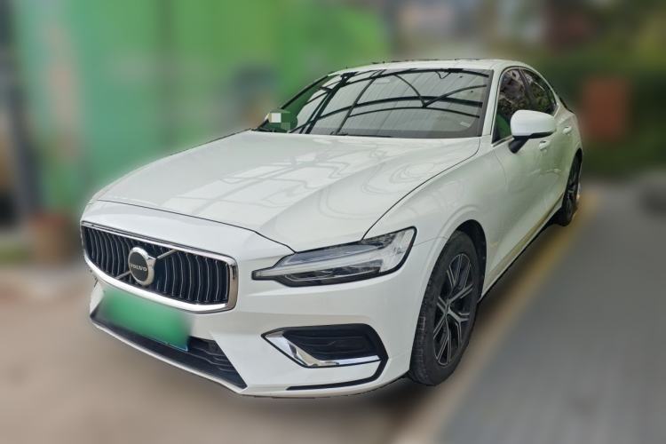 Used Volvo S60 2023 B4 Zhiyi Luxury Edition Guazi used car, China used car export, Used car for sale, Used  cars, Cheapest cars for sale