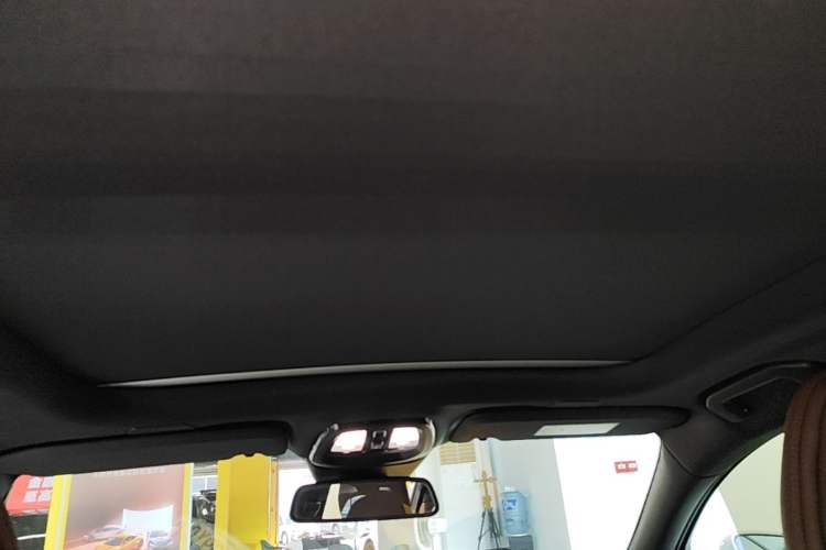 Used Volvo S60 2023 B4 Zhiyi Luxury Edition Headliner