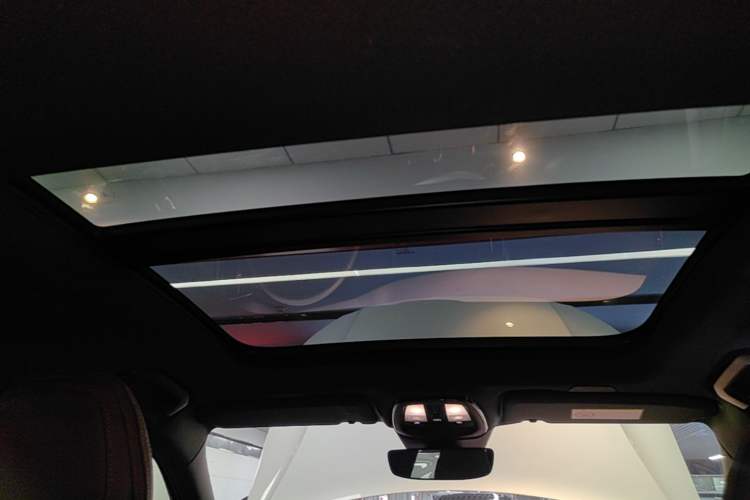 Used Volvo S60 2023 B4 Zhiyuan Luxury Edition Headliner