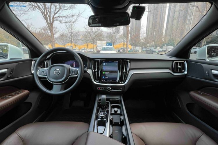 Used Volvo S60 2023 B4 Zhiyi Luxury Edition Interior 1