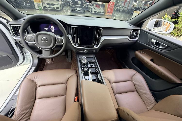 Used Volvo S60 2023 B4 Zhiyi Luxury Edition Interior 1