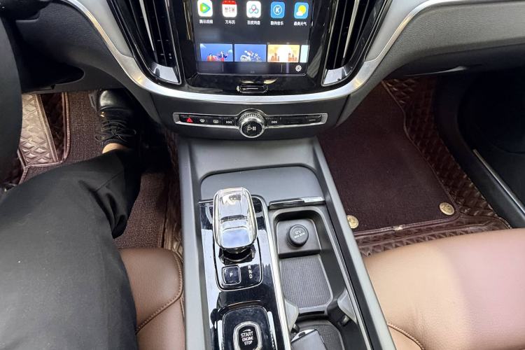 Used Volvo S60 2023 B4 Zhiyi Luxury Edition Interior 3