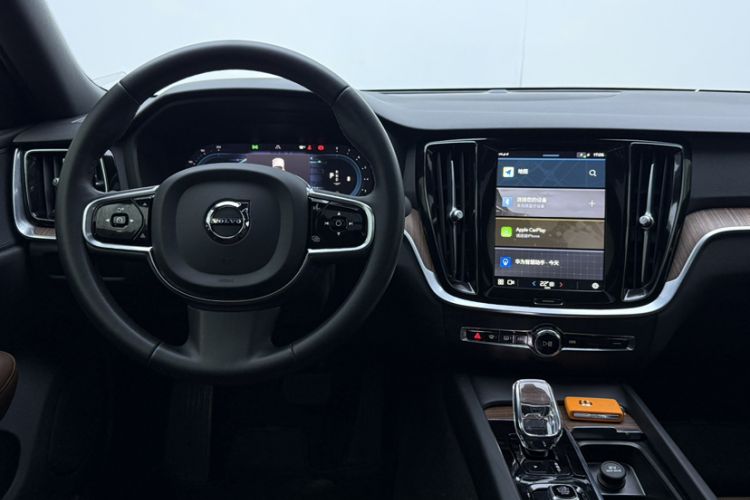 Used Volvo S60 2023 B4 Zhiyuan Luxury Edition Interior 3