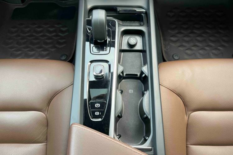 Used Volvo S60 2023 B4 Zhiyi Luxury Edition Interior 4