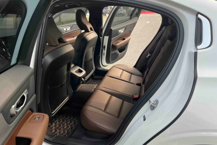 Used Volvo S60 2023 B4 Zhiyi Luxury Edition Interior 6