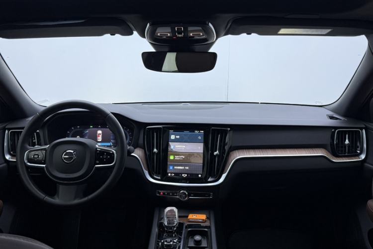 Used Volvo S60 2023 B4 Zhiyuan Luxury Edition Interior 6
