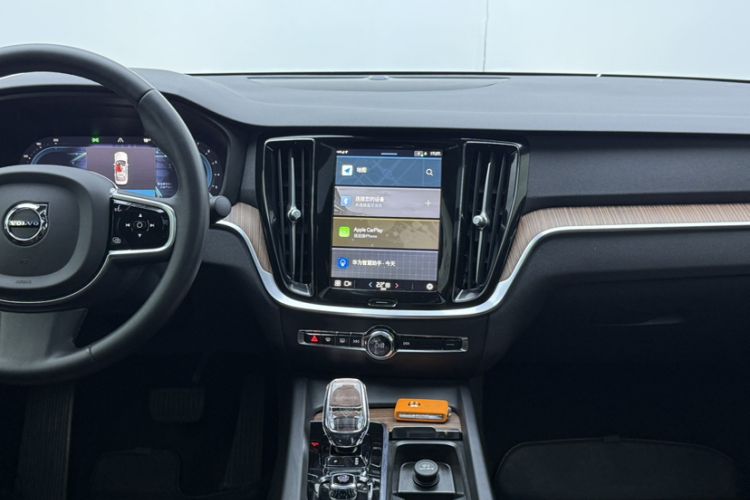 Used Volvo S60 2023 B4 Zhiyuan Luxury Edition Interior 8