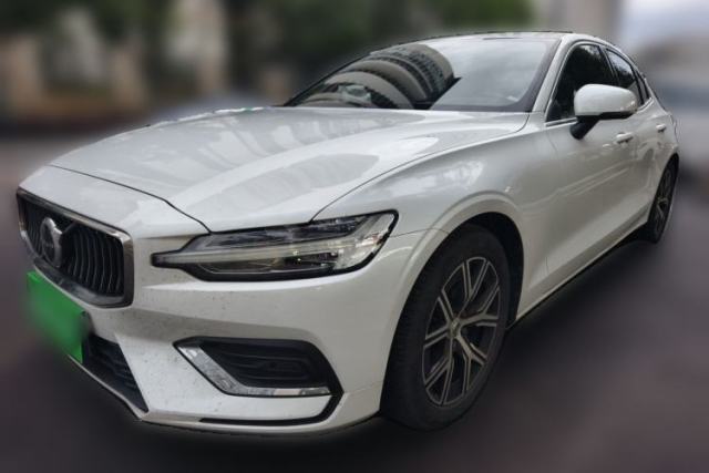 Used Volvo S60 2023 B4 Zhiyi Luxury Edition