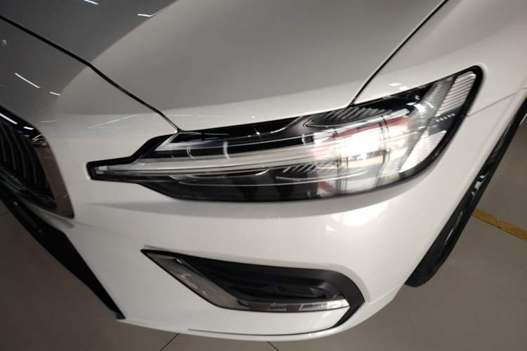 Used Volvo S60 2023 B4 Zhiyi Luxury Edition Left Front Headlight