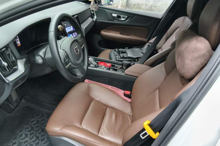 Used Volvo S60 2023 B4 Zhiyi Luxury Edition Left Front Seat
