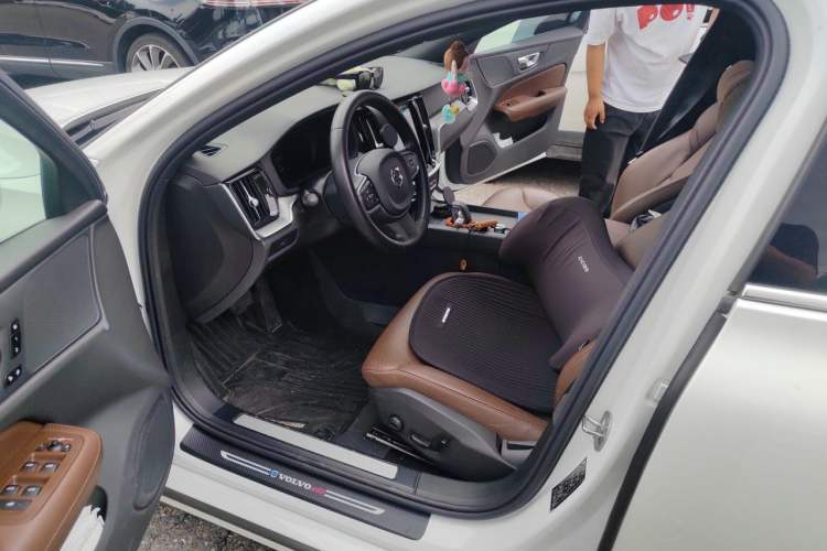 Used Volvo S60 2023 B4 Zhiyi Luxury Edition Left Front Seat