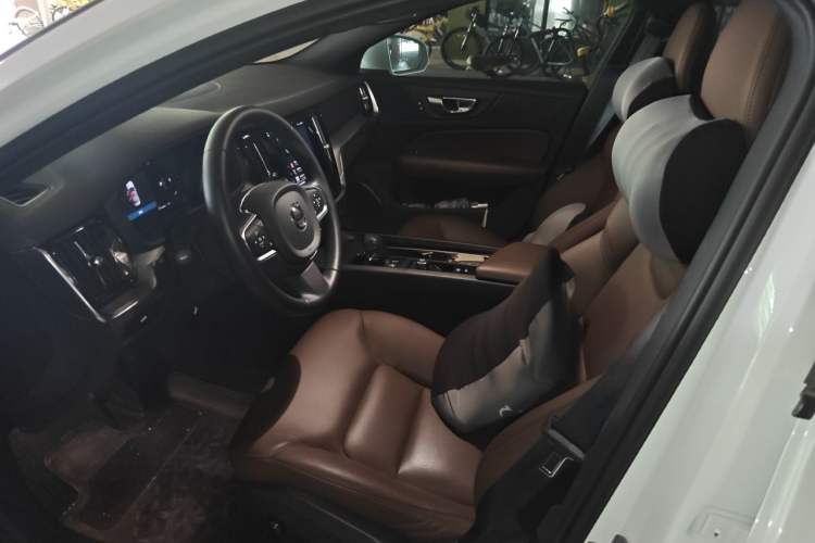 Used Volvo S60 2023 B4 Zhiyi Luxury Edition Left Front Seat