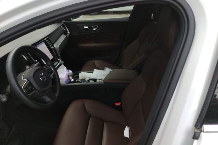 Used Volvo S60 2023 B4 Zhiyi Luxury Edition Left Front Seat