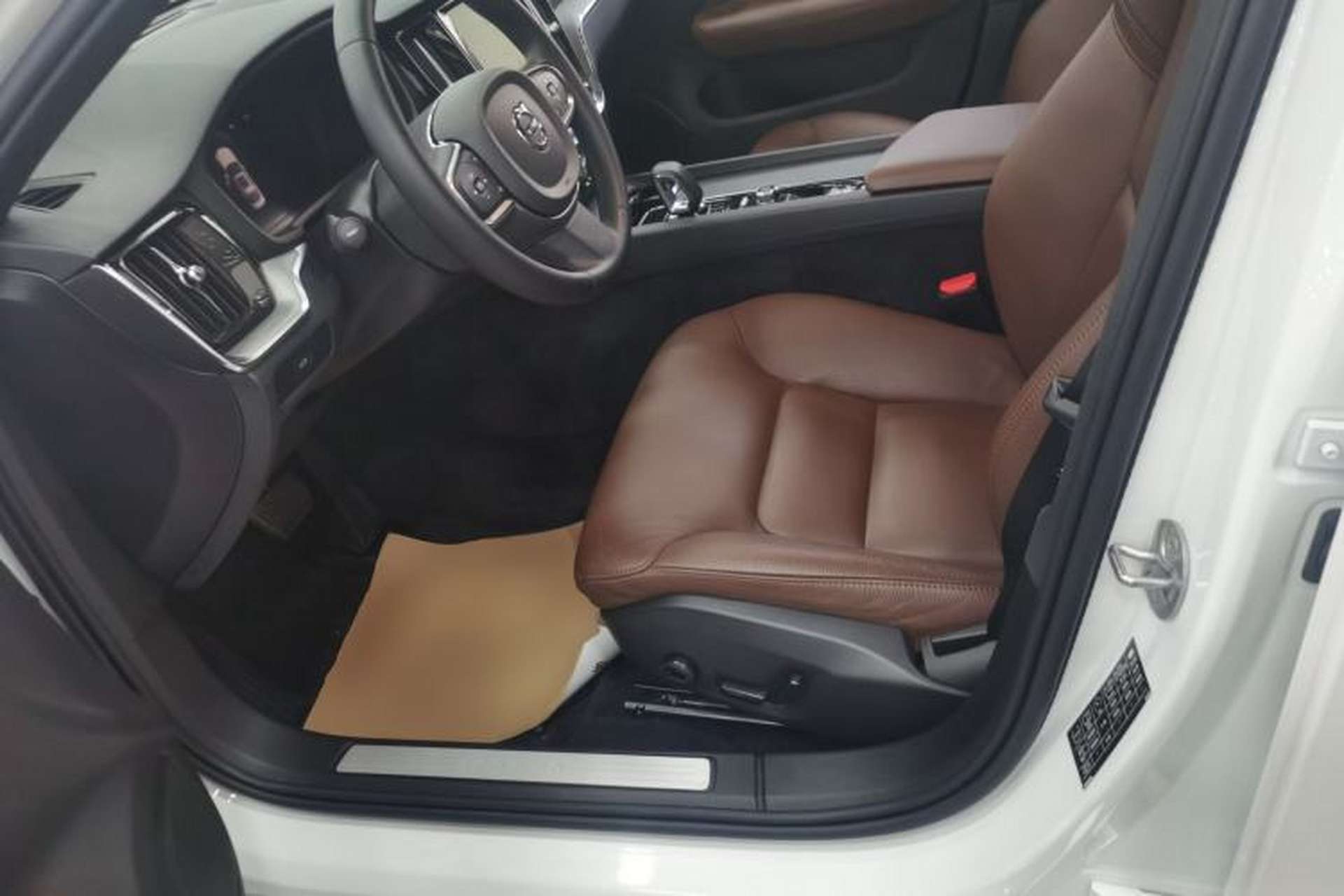 Used Volvo S60 2023 B4 Zhiyi Luxury Edition Left Front Seat