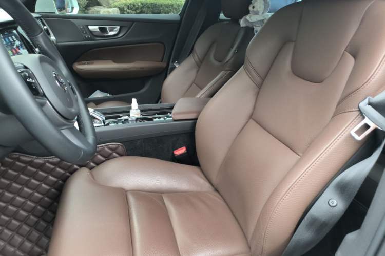 Used Volvo S60 2023 B4 Zhiyuan Sport Edition Left Front Seat